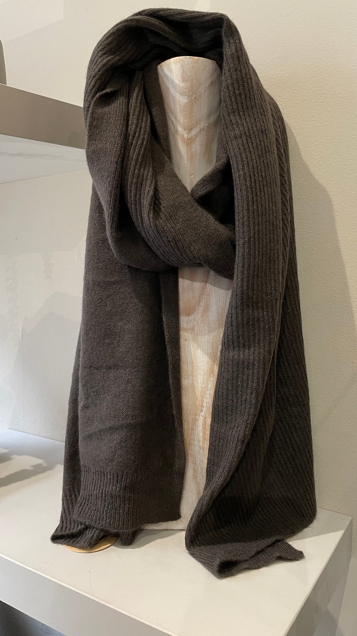 Seeberger Cashmere Scarf in Teak 19145-0