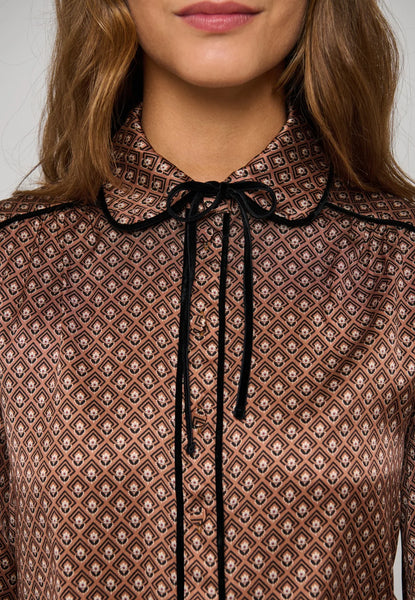 Dea Kudibal Margit Blouse with Special Trim in Meadow Caramel