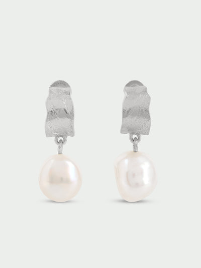 Tutti & Co Freshwater Pearl Earrings in Silver