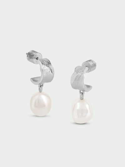Tutti & Co Freshwater Pearl Earrings in Silver