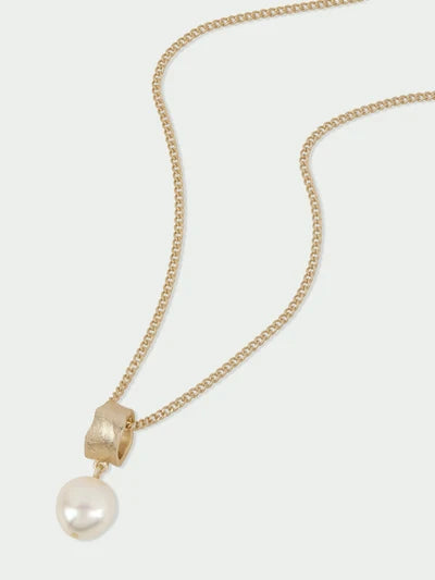Tutti & Co Freshwater Pearl Necklace in Gold