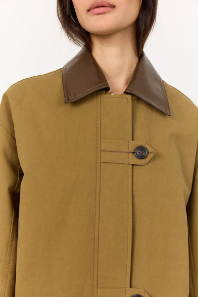 Levete Room Maggie 2 Jacket in Gothic Olive Close-up of a brown jacket with a brown collar on a white background