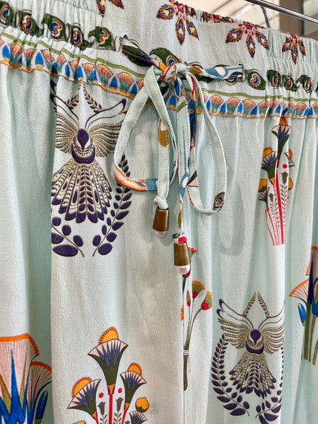 Inoa Clyde Shorts in Pistacia Vera/Aqua