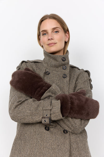 Soya Concept Vendla 1 Gloves in Chocolate Plum 51442