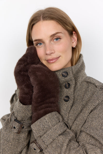Soya Concept Vendla 1 Gloves in Chocolate Plum 51442