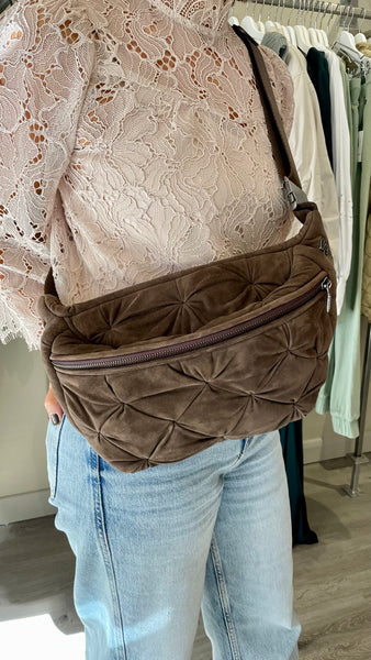 Gustav Bag 58910 6864 72728