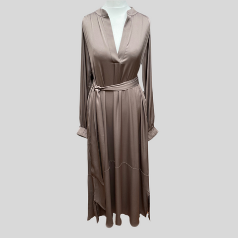 Silk95Five Paige Dress in Dorian Brown