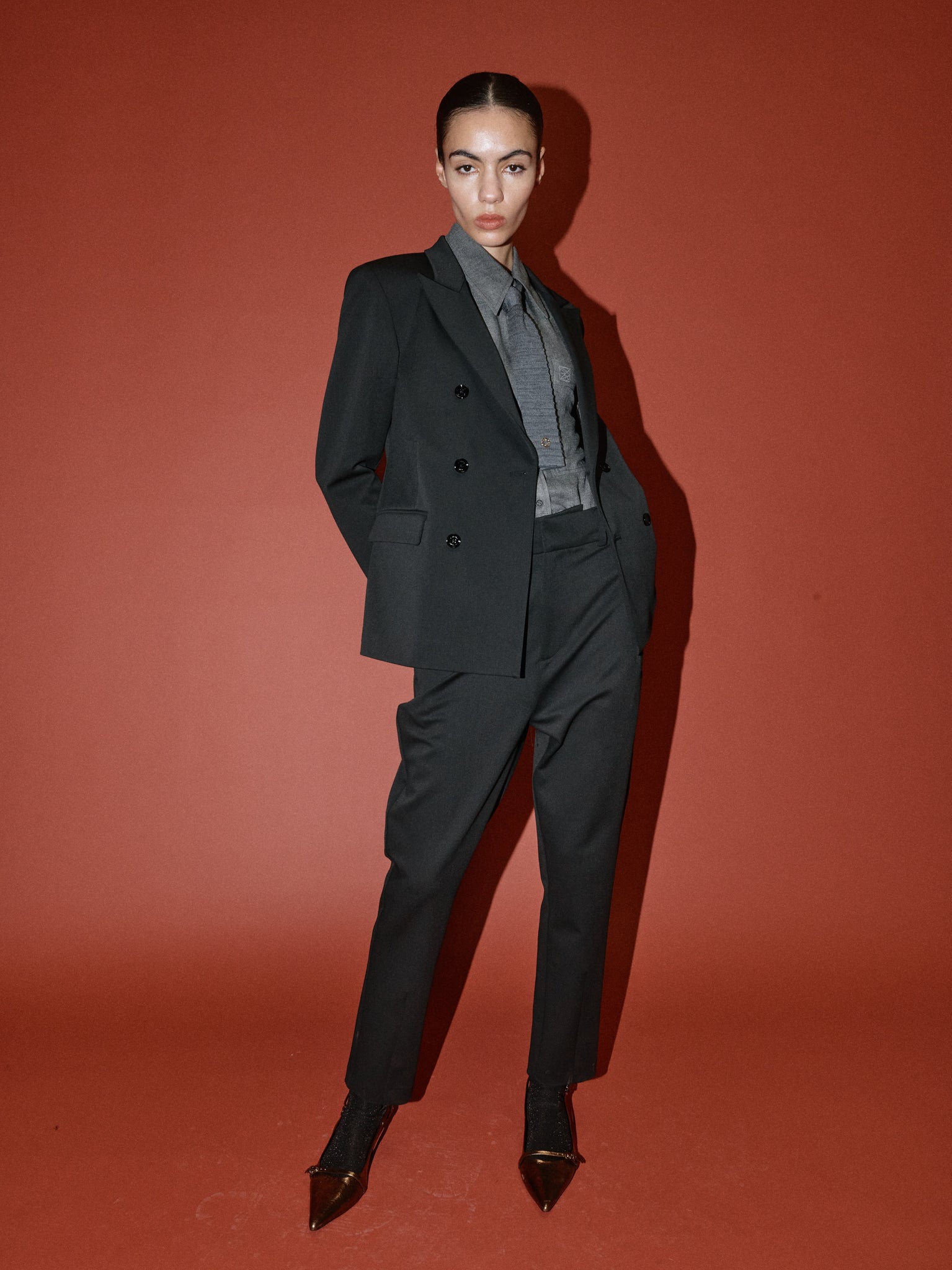 Heyanno Connect Crew Pant in Black