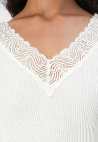 Rosemunde Beatha Long Sleeve Regular V-Neck T-shirt in Ivory 100960