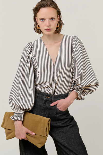 Vivere Remi V Neck Stipe top