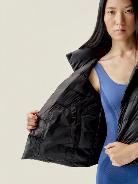 Born Living Yoga Vegan Hack Packable Jacket in Black