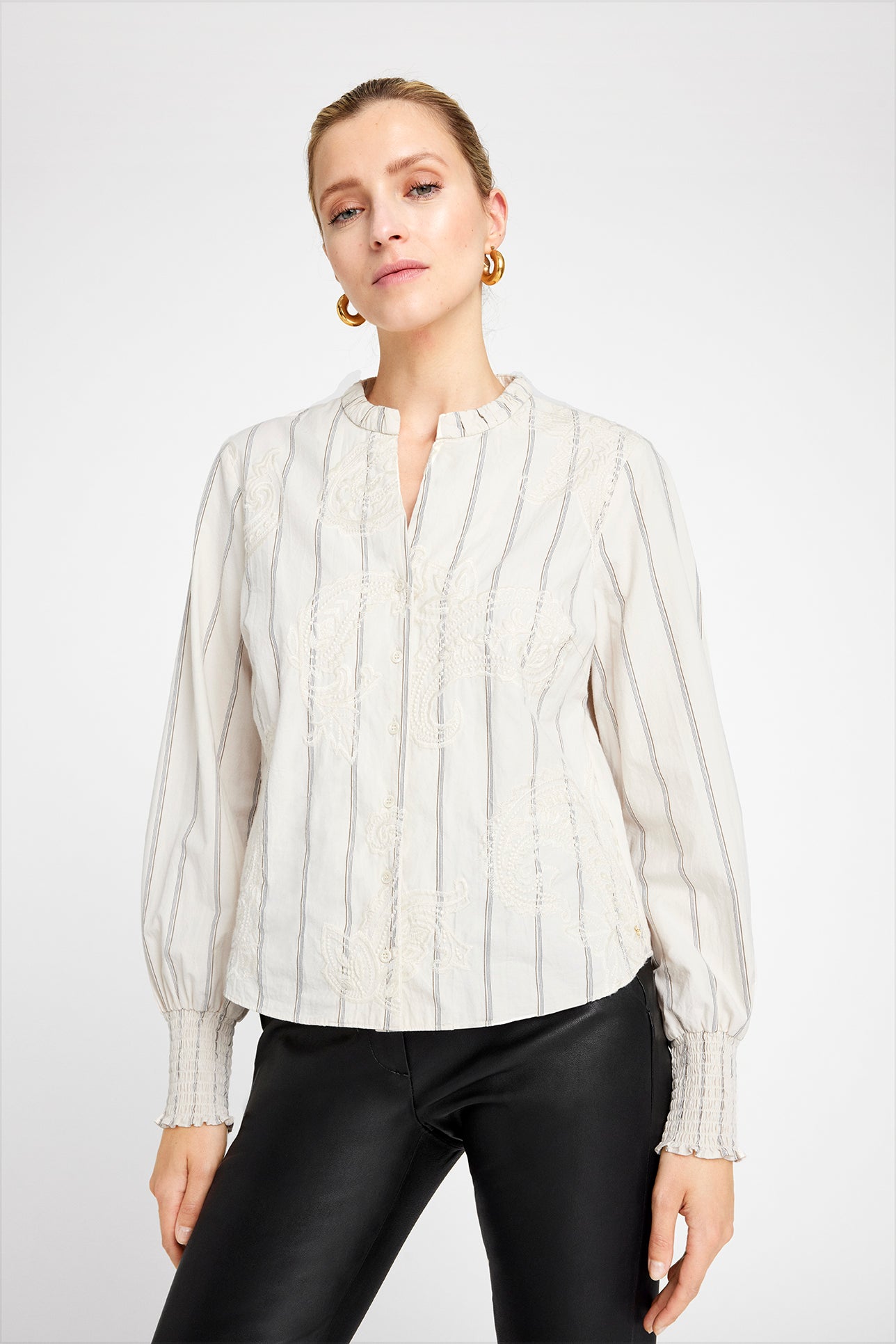 Gustav Carmen Shirt in Off White pinstripe, cotton embroidery, 
100% cotton