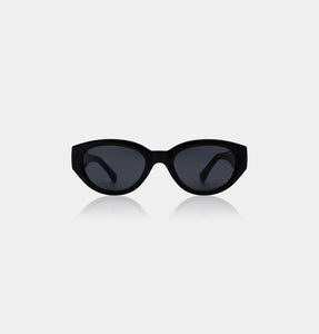 A.Kjaerbede Winnie Sunglasses in Black