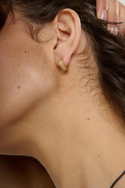 Tutti Time Earrings in Gold