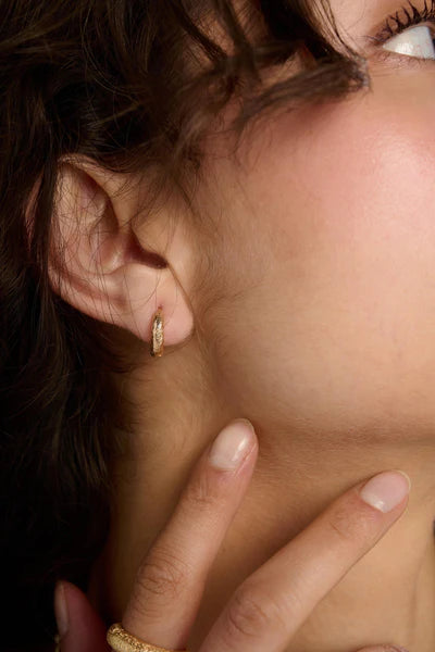 Tutti Moor Earrings in Gold