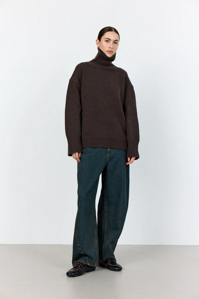 Levete Room Perle 3 Pullover in After Dark