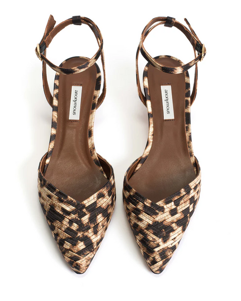 Anonymous Copenhagen Givia 40 Shoe in Leopard Pair of pointed-toe shoes with woven pattern on a white background