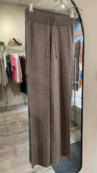 Levete Room Ismailia 4 Pants in Walnut