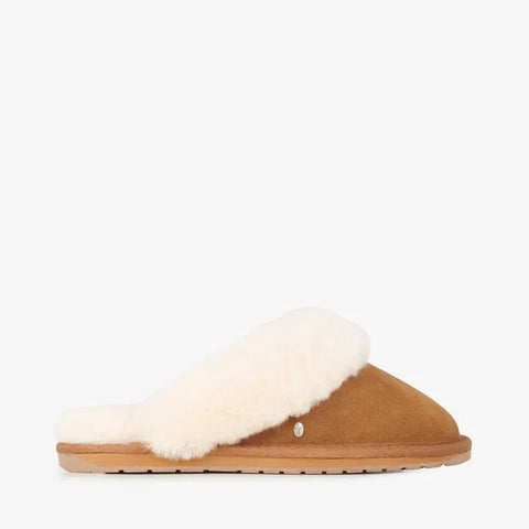 Emu Australia Jolie in Chestnut W10015 Brown slipper with white fur lining on a white background