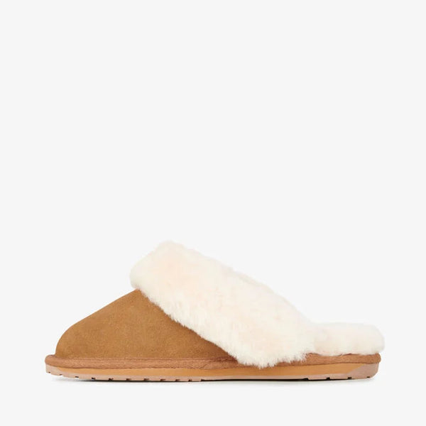 Emu Australia Jolie in Chestnut W10015 Tan slipper with white fur lining on a white background
