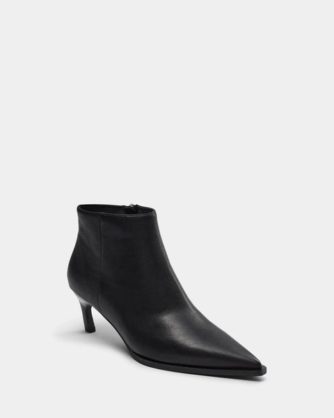 Sofie Schnoor Illysw Ankle Boot in Black Suede