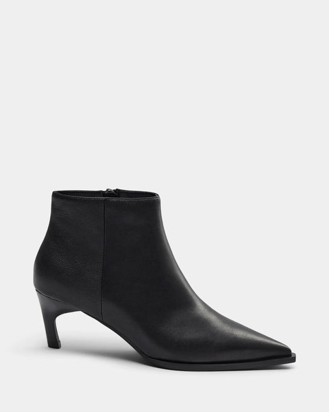 Sofie Schnoor Illysw Ankle Boot in Black Suede