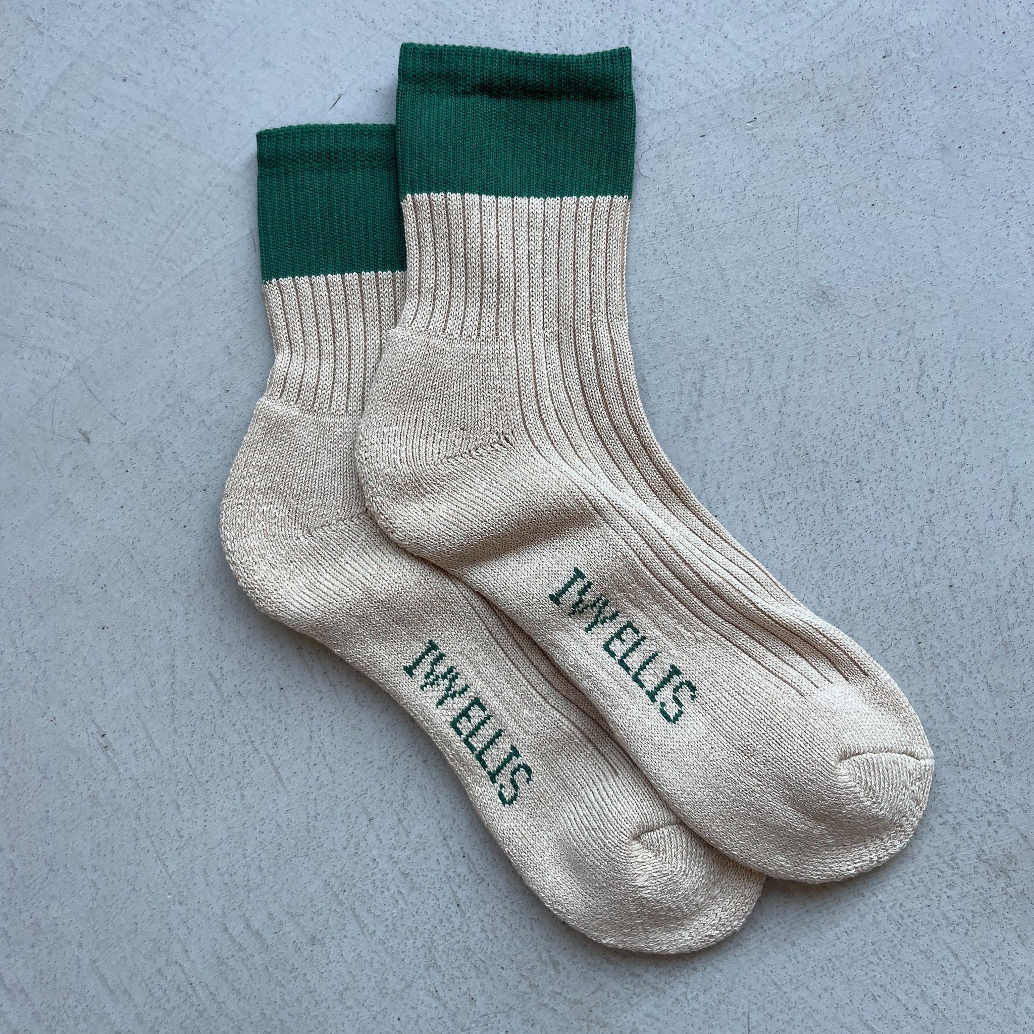 Ivy Ellis Nikanor Womens Cotton Sport Sock