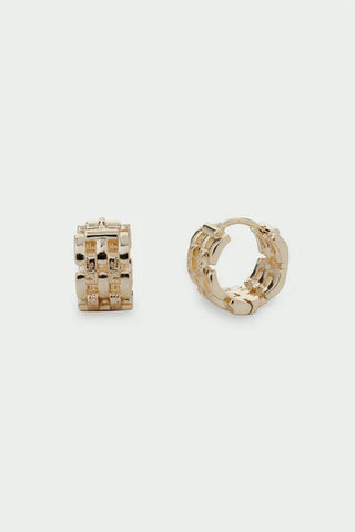Tutti Linear Earrings in Gold