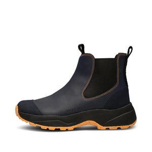 Woden Siri Waterproof Boots Dark Navy and Papaya. Recycled rubber. EVA sole with Natural Soft Technology. Waterproof. Lightweight. Fish leather details. Cork insole with Airflow system