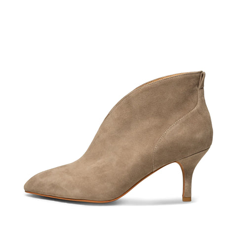 Shoe The Bear Valentine Low Cut Boots in Taupe