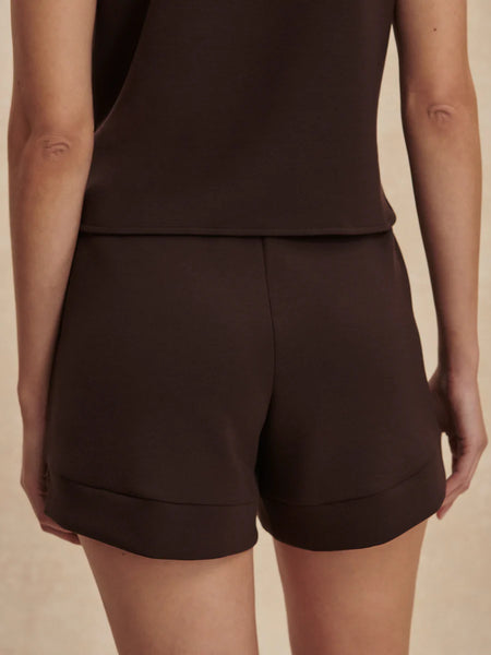 Varley Atrium High Rise Shorts 4.5 in Coffee Bean