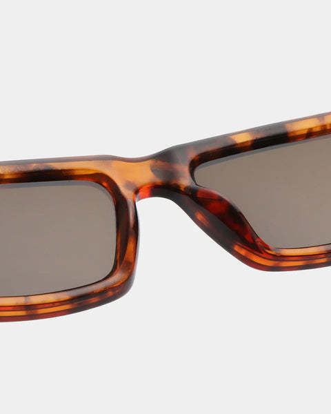 A Kjaerbede Sunglasses Fame in Havana 