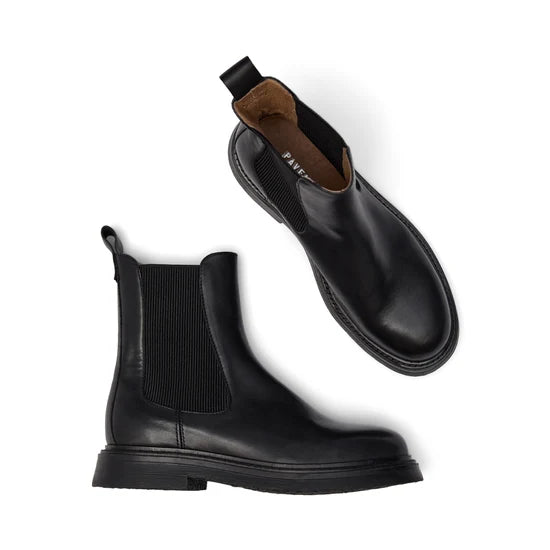 Pavement Margot Buffalo Boot in Black
