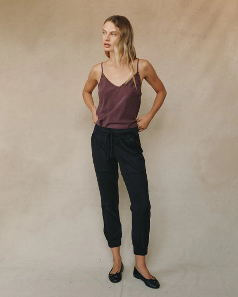 Bella Dahl Pocket Tencel Jogger in Vintage Black