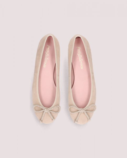 Pretty Ballerinas Rosario Shoes in Soft Beige