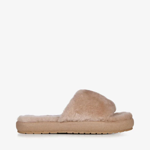 Emu Australia Mckay Slippers in Camel