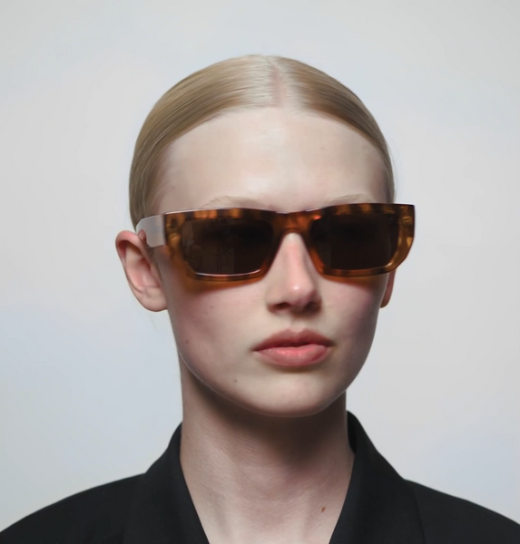 A Kjaerbede Sunglasses Fame in Havana 