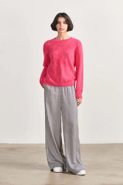 Jumper 1234 Brushed Cashmere Crew Sweater in Watermelon